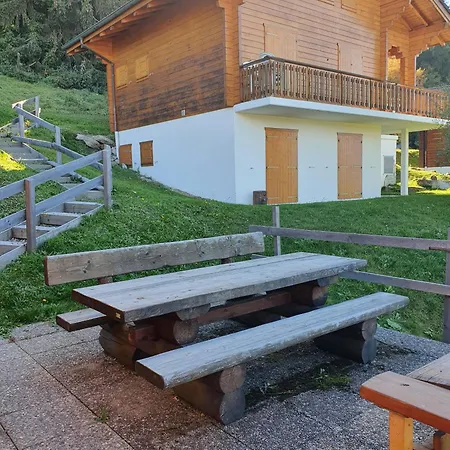 Fontannets 003 Mountain & Quiet 10 Pers Alpehytte Sion