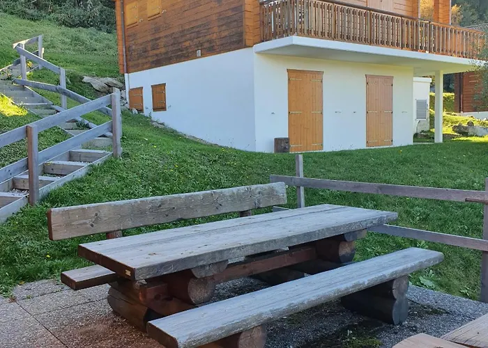 Fontannets 003 Mountain & Quiet 10 Pers Chalet Sion